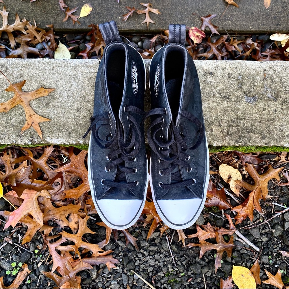 Converse Black High-Top Waterproof Sneakers - Picture 3 of 6